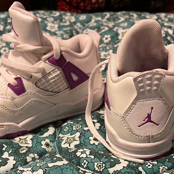 Nike Jordans Toddler 8c AJ 4 Retro Hyper Violet Shoes - Picture 3 of 4